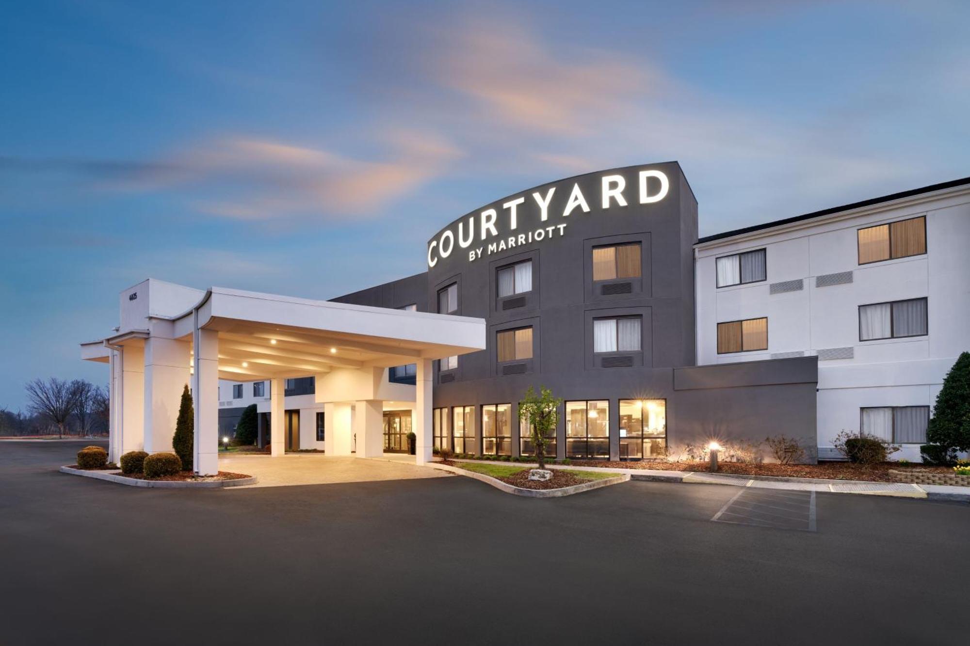 Courtyard By Marriott Джонсон-Сіті Екстер'єр фото