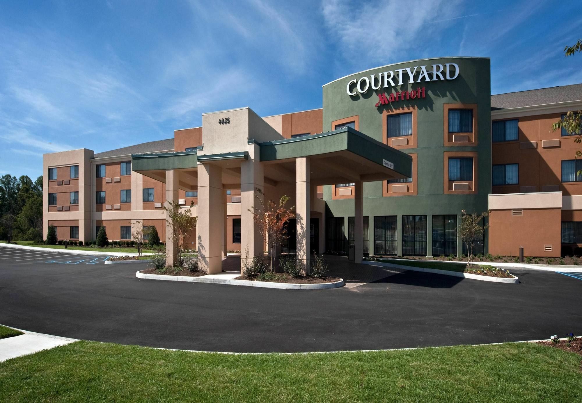 Courtyard By Marriott Джонсон-Сіті Екстер'єр фото
